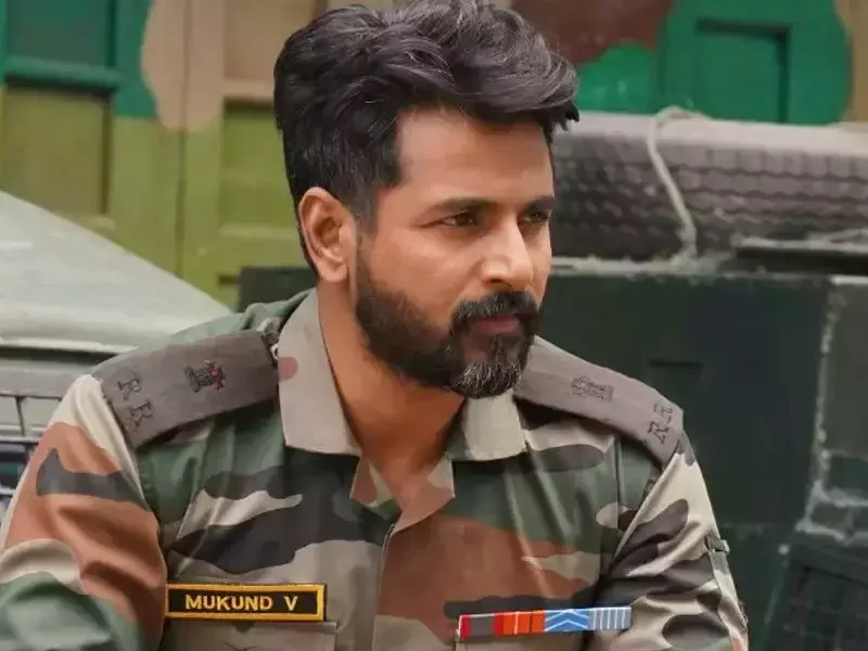 Sivakarthikeyan's Amaran 100 Days— Celebration and Reactions Sivakarthikeyan in amaran 1