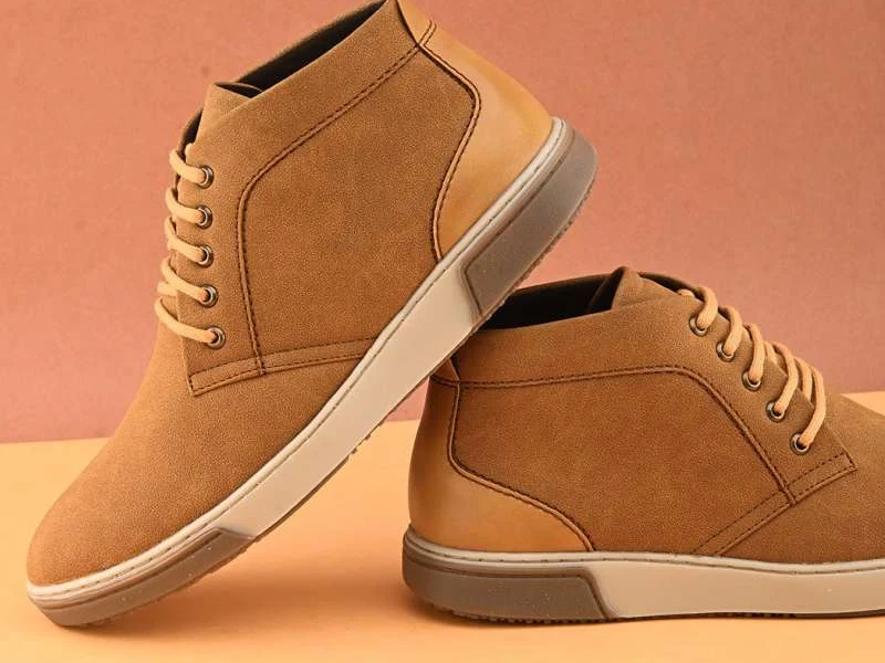 Best Men's Sneakers in India: Top 10 Trendy Picks for 2025 9. Roadster Men Brown Memory Foam Sneakers